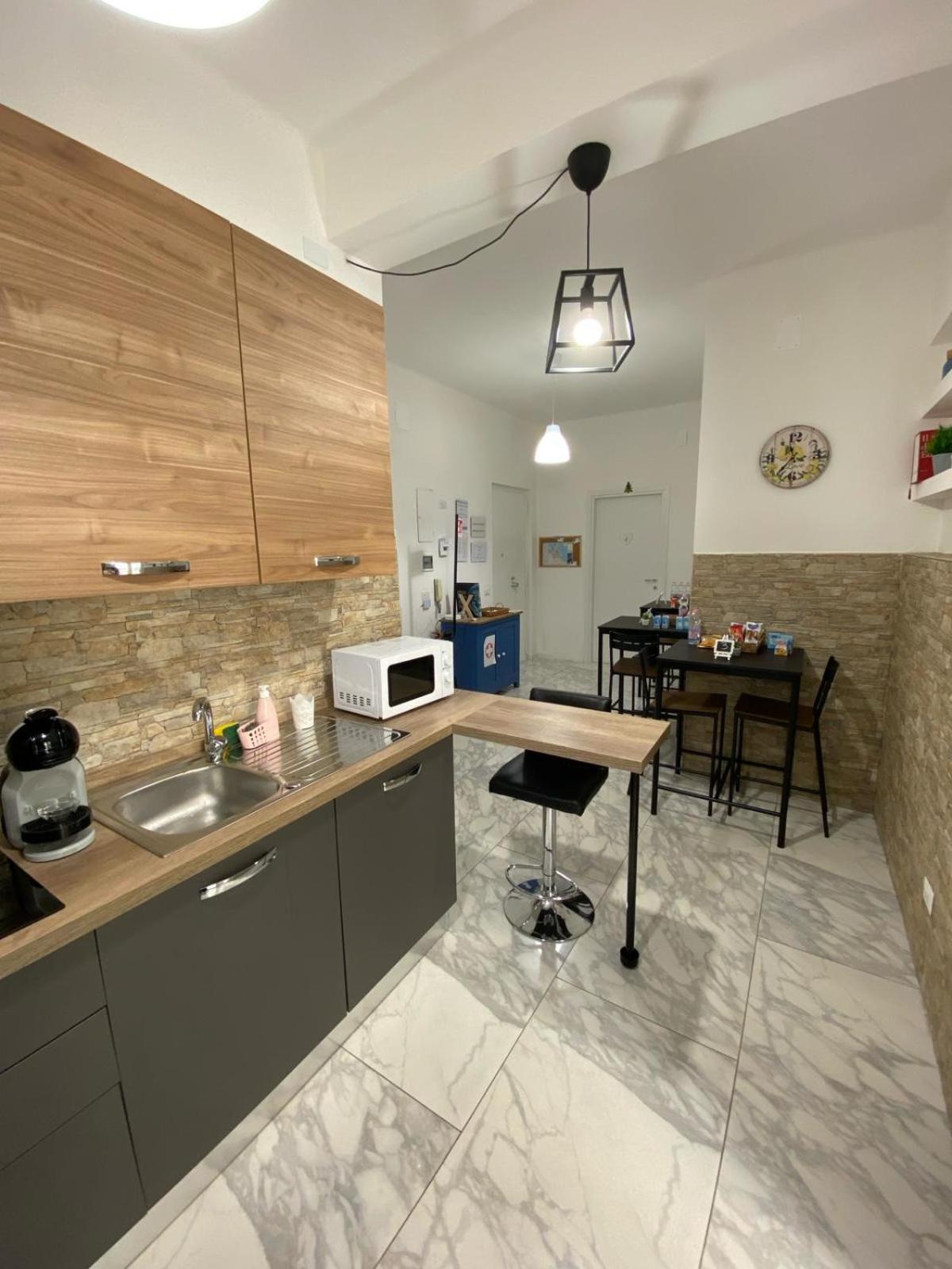 Ennio Rooms Bari Exterior photo