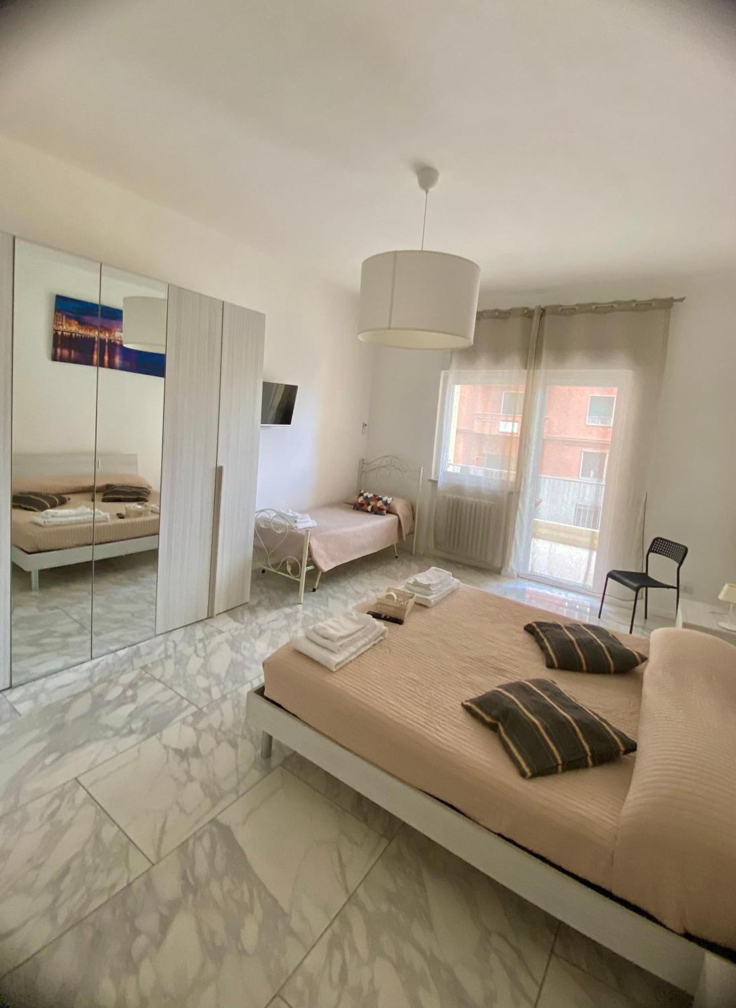 Ennio Rooms Bari Exterior photo